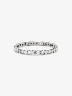 Alianza entera de oro blanco de 18K con 40 diamantes en talla brillante con un total de 0,38 cts