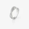 Anillo cruzado de oro blanco de 18K con 30 diamantes en talla brillante con un total de 0,48 cts