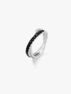 Anillo cruzado de plata 925 con 15 espinelas negras en talla brillante