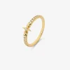 Anillo de oro amarillo de 18K con 15 diamantes en talla brillante con un total de 0,22 cts