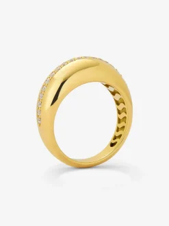 Anillo de oro amarillo de 18K con diamantes en talla brillante