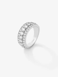 Anillo de oro blanco de 18K con 43 diamantes en talla brillante con un total de 1,97 cts