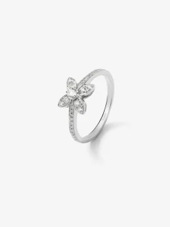 Anillo de oro blanco de 18K con 31 diamantes en talla brillante con un total de 0,34 cts
