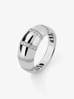 Anillo de oro blanco de 18K con pavé de diamantes en talla brillante
