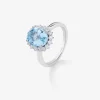 Anillo de oro blanco de 18K con aguamarina en talla oval de 2,74 cts y 16 diamantes en talla brillante con un total de 0,59 cts