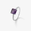 Anillo de oro blanco de 18K con amatista morada en talla radiant de 1,79 cts y 18 diamantes en talla brillante con un total de 0,18 cts