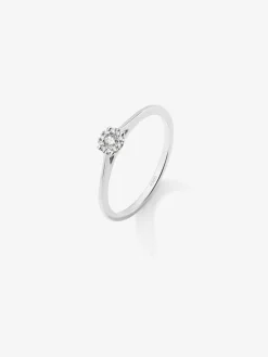 Anillo de oro blanco de 18K con 11 diamantes en talla brillante con un total de 0,06 cts
