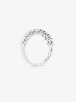 Anillo de oro blanco de 18K con 23 diamantes en talla brillante con un total de 1,64 cts