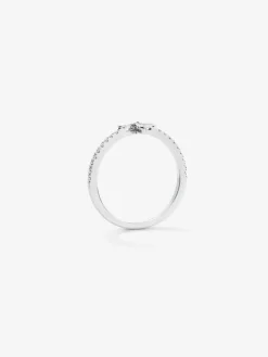 Anillo de oro blanco de 18K con 22 diamantes en talla brillante con un total de 0,14 cts