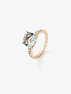 Anillo de oro rosa de 18K con amatista verde en talla cushion de 2,68 cts y 12 diamantes en talla brillante con un total de 0,29 cts