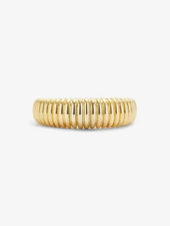 Anillo gallonado de oro amarillo de 18K