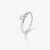 Anillo solitario de oro blanco de 18K con diamante en talla brillante de 0,15 cts