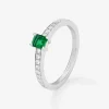 Anillo solitario de oro blanco de 18K con esmeralda y diamante