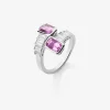 Anillo tú y yo de oro blanco de 18K con 2 zafiros rosas en talla octogonal con un total de 2,28 cts y 10 diamantes en talla baguette con un total de 0,57 cts