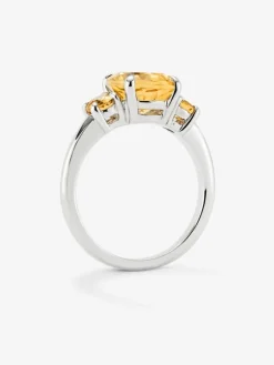 Anillo tresillo de plata 925 con 3 cuarzos citrinos en talla oval con un total de 3,14 cts