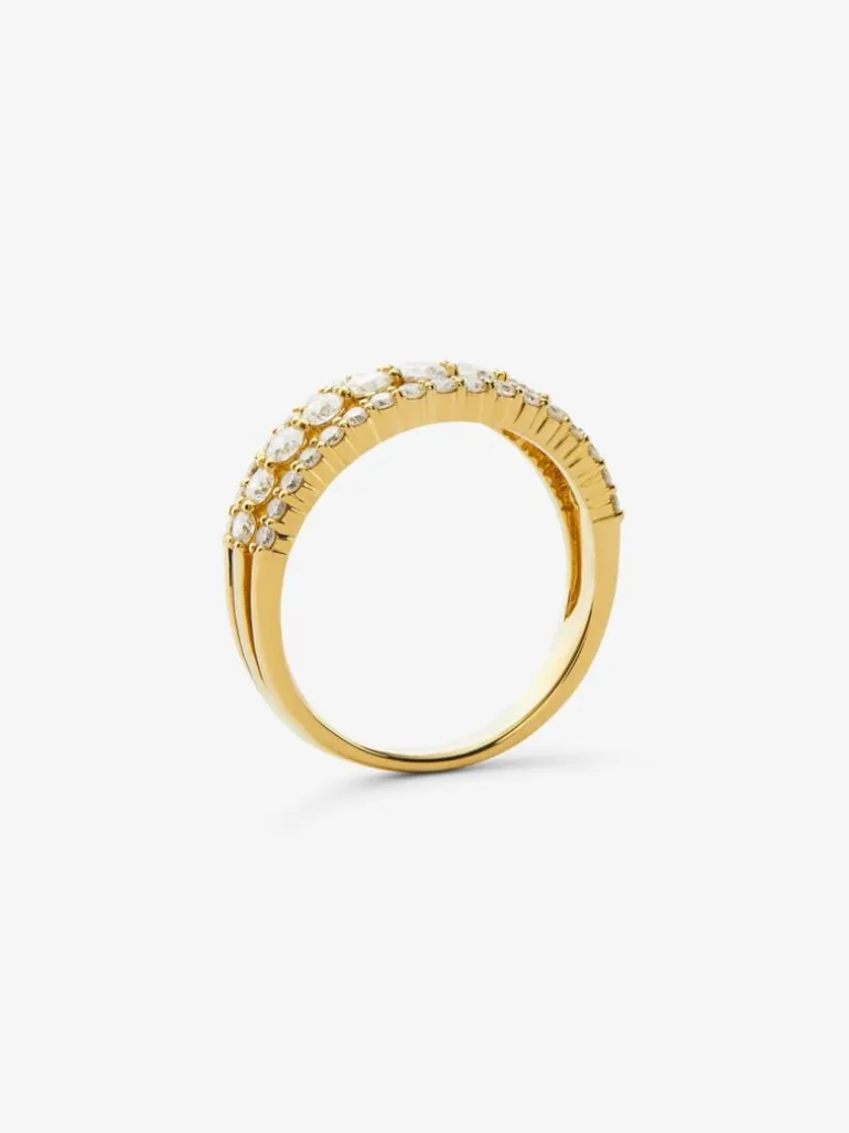 Anillo triple de oro amarillo de 18K con 45 diamantes en talla brillante con un total de 0,93 cts