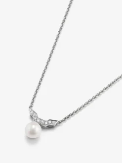 Colgante cadena de oro blanco de 18k con perla Akoya y diamantes