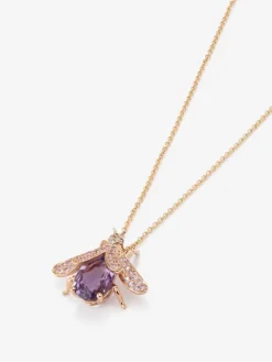 Colgante de oro blanco de 18K con amatista morada en talla oval de 2,77 cts, 4 diamantes marrones en talla brillante con un total de 0,04 cts y 38 zafiros rosas en talla brillante con un total de 0,38 cts