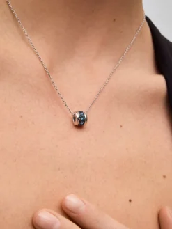 Colgante de plata 925 con pavé de topacios azul london en talla brillante