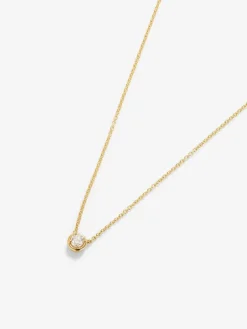 Colgante solitario de oro amarillo de 18K con diamante blanco en talla brillante de 0,1 cts