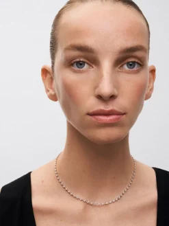 Collar de oro blanco de 18K con diamantes blancos en talla brillante de 2,03 cts