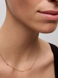 Collar gargantilla de oro rosa de 18K con diamantes