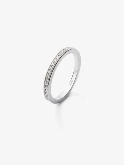 Media alianza de oro blanco de 18K con 20 diamantes en talla brillante con un total de 0,12 cts