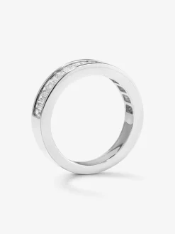 Media alianza de oro blanco de 18K con diamantes en talla baguette con un total de 1,83 cts