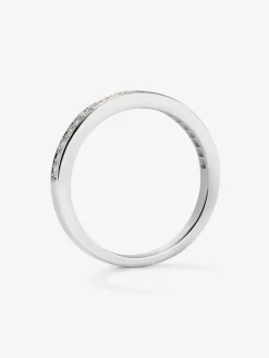 Media alianza de oro blanco de 18K con 20 diamantes en talla brillante con un total de 0,12 cts