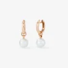 Pendiente de aro de oro rosa de 18k con colgante de perla akoya de 8,5