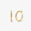 Pendientes de aro de oro amarillo de 18K con 124 diamantes en talla brillante con un total de 0,3 cts