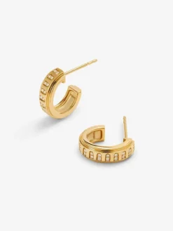 Pendientes de aro de oro amarillo de 18K con 40 diamantes en talla brillante con un total de 0,18 cts