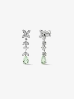 Pendientes de oro blanco de 18K con 52 diamantes en talla brillante con un total de 0,95 cts y amatistas verdes en talla pera