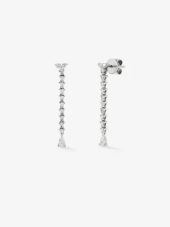 Pendientes de oro blanco de 18K con 2 diamantes en talla pera con un total de 0,21 cts y 18 en talla brillante con un total de 0,34 cts