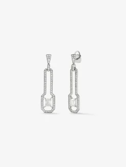 Pendientes de oro blanco de 18K con 2 diamantes en talla esmeralda con un total de 1 cts y 126 en talla brillante con un total de 0,63 cts