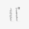 Pendientes de oro blanco de 18K con 58 diamantes en talla brillante con un total de 1,48 cts