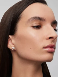 Pendientes de oro blanco de 18K con diamantes blancos en talla brillante de 0,4 cts