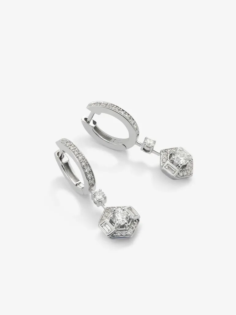 Pendientes de oro blanco de 18K con diamantes en talla brillante de 0,45 cts