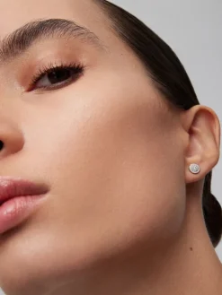 Pendientes de oro blanco de 18kt con diamantes