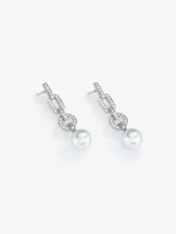 Pendientes de oro blanco de 18K con 2 perlas de 10mm y 64 diamantes en talla brillante con un total de 0,61 cts