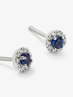 Pendientes de oro blanco de 18K con 2 zafiros azules en talla brillante con un total de 0,72 cts y diamantes en talla brillante con un total de 0,14 cts