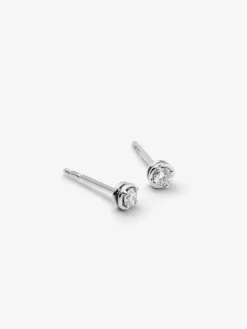 Pendientes de oro blanco de 18K con diamante solitario