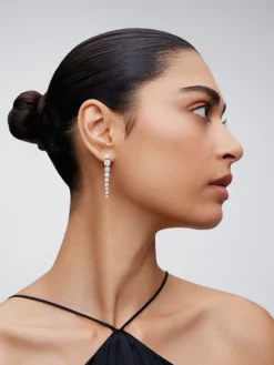 Pendientes de oro blanco de 18K con diamantes blancos en talla brillante de 1,28 cts