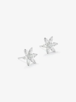 Pendientes flor de oro blanco de 18K con diamantes