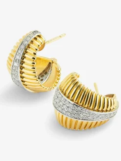 Pendientes gallonados de oro blanco y amarillo de 18K con pavé de diamantes en talla brillante con un total de 0,65 cts