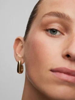 Pendientes grandes de aro de oro amarillo de 18K con diamantes en talla brillante de 0,05 cts