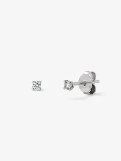 Pendientes solitarios de oro blanco de 18K con 2 diamantes en talla brillante con un total de 0,06 cts