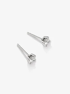 Pendientes solitarios de oro blanco de 18K con 2 diamantes en talla brillante con un total de 0,2 cts