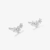 Pendientes trepadores de oro blanco de 18K con 42 diamantes en talla brillante con un total de 0,58 cts en forma de estrellas