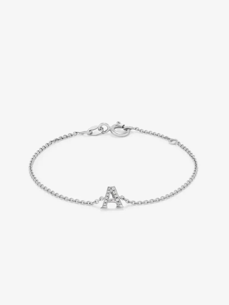 Pulsera cadena con inicial de oro blanco de 18K y diamantes
